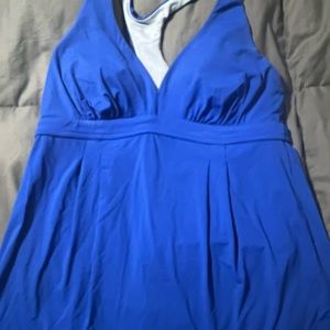 Women’s Land’s End swim tankini top only size 12. Blue